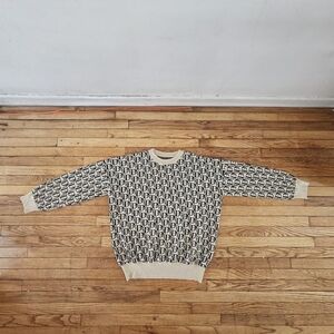 VandyThePink Beige and Black monogram knit sweater